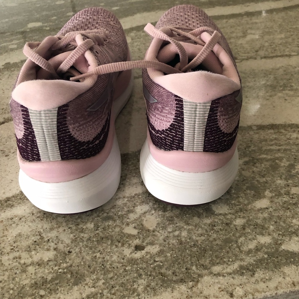 ASICS Pink Running Shoes - Picture 4 of 9